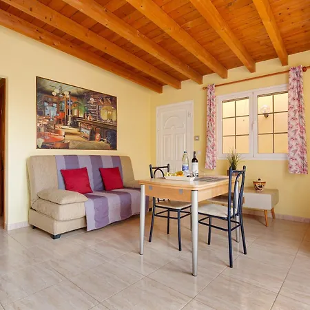 Casa Paco 1 Apartment *